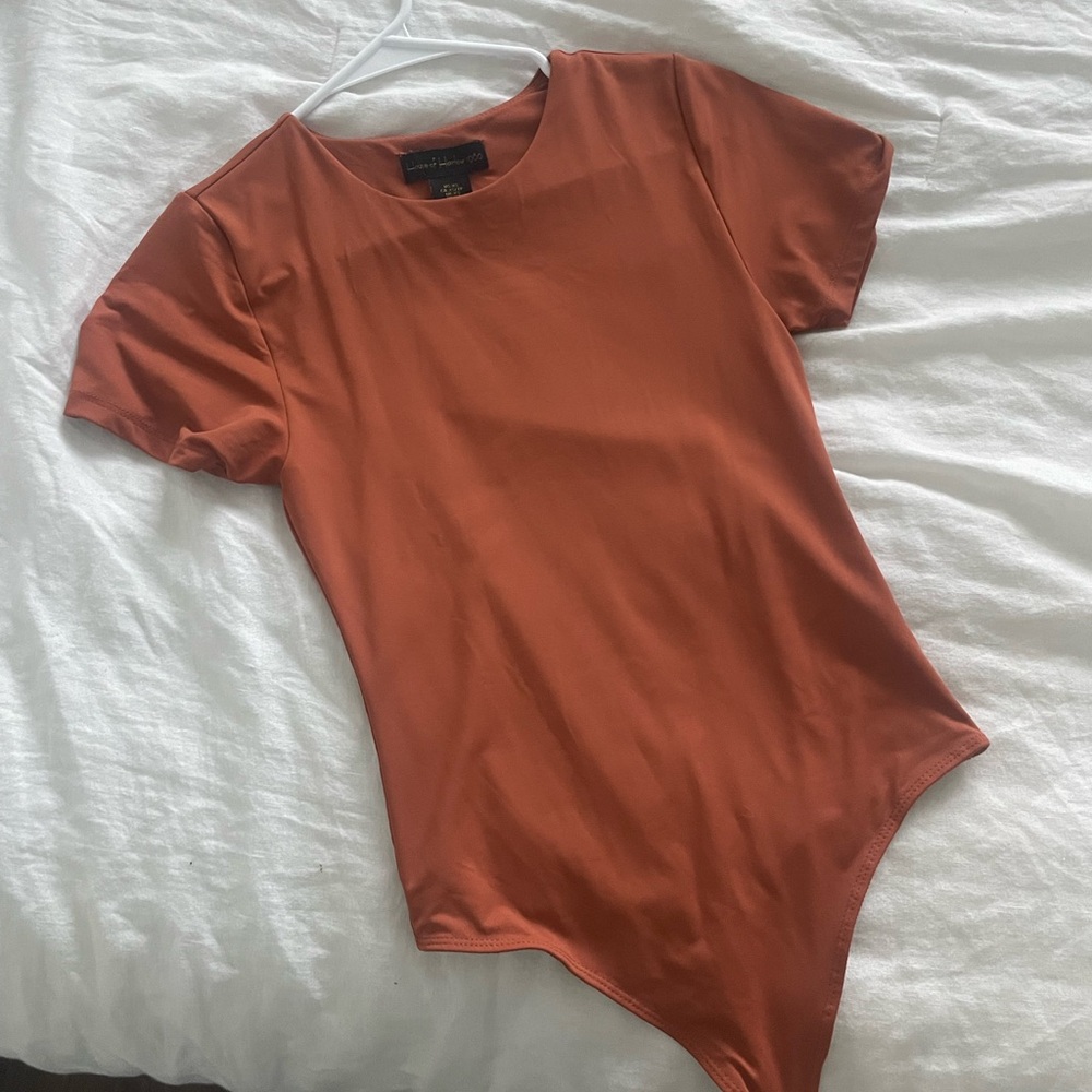 Women's Rust Top - Picture 2 of 4